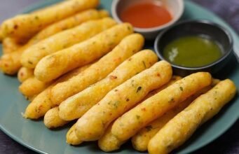 Delicious Bajra suji fingers– 5/5 of Bajra (pearl millet) recipe series Crispy and healthy Bajra Suji Fingers made with millet and semolina, served as a nutritious snack, perfect for tea-time or appetizers.
